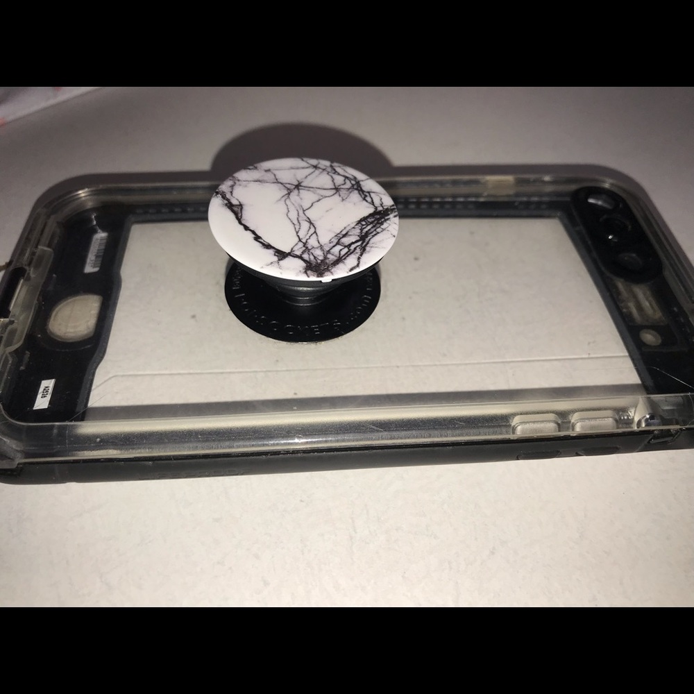 Life proof case with pop socket iPhone 7 Plus